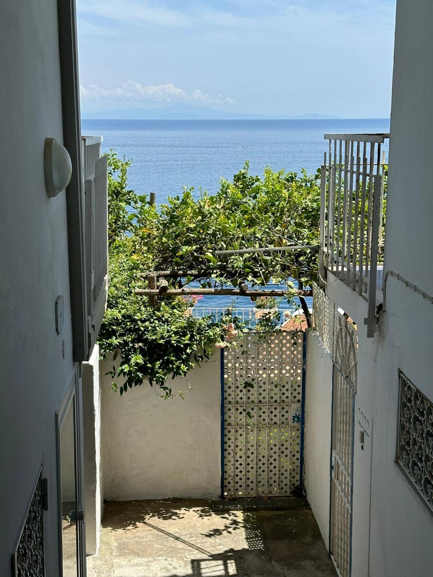 Dimora Collection - Amalfi - Boutique Luxury Residence With Direct Sea View And Access Bagian luar foto