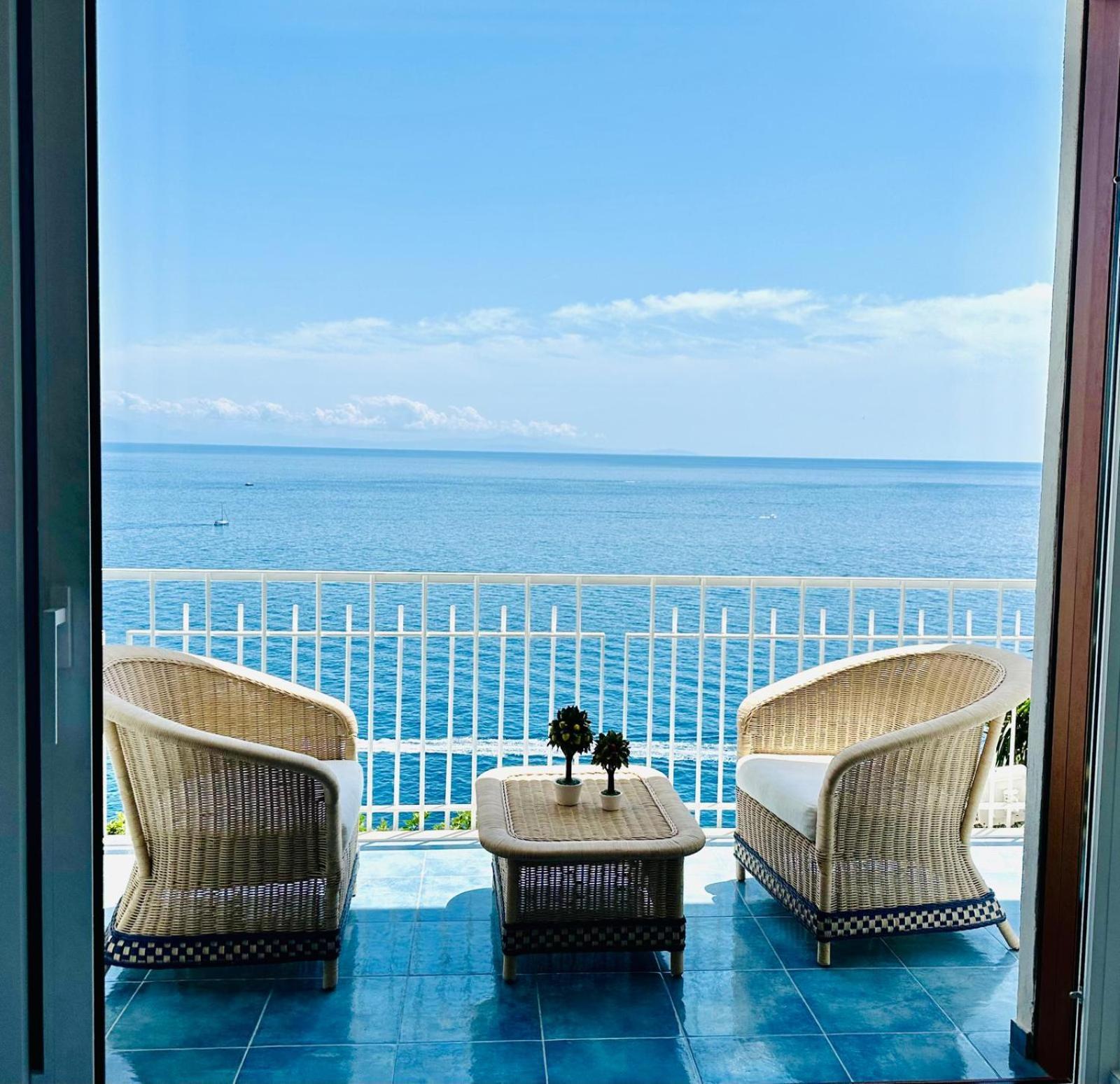 Dimora Collection - Amalfi - Boutique Luxury Residence With Direct Sea View And Access Bagian luar foto
