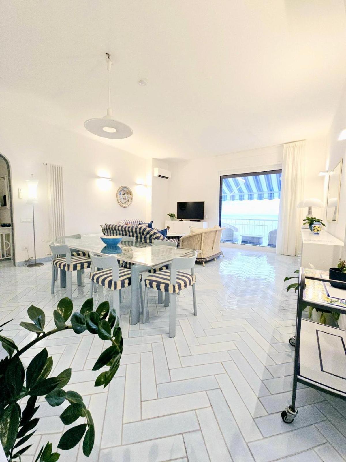 Dimora Collection - Amalfi - Boutique Luxury Residence With Direct Sea View And Access Bagian luar foto